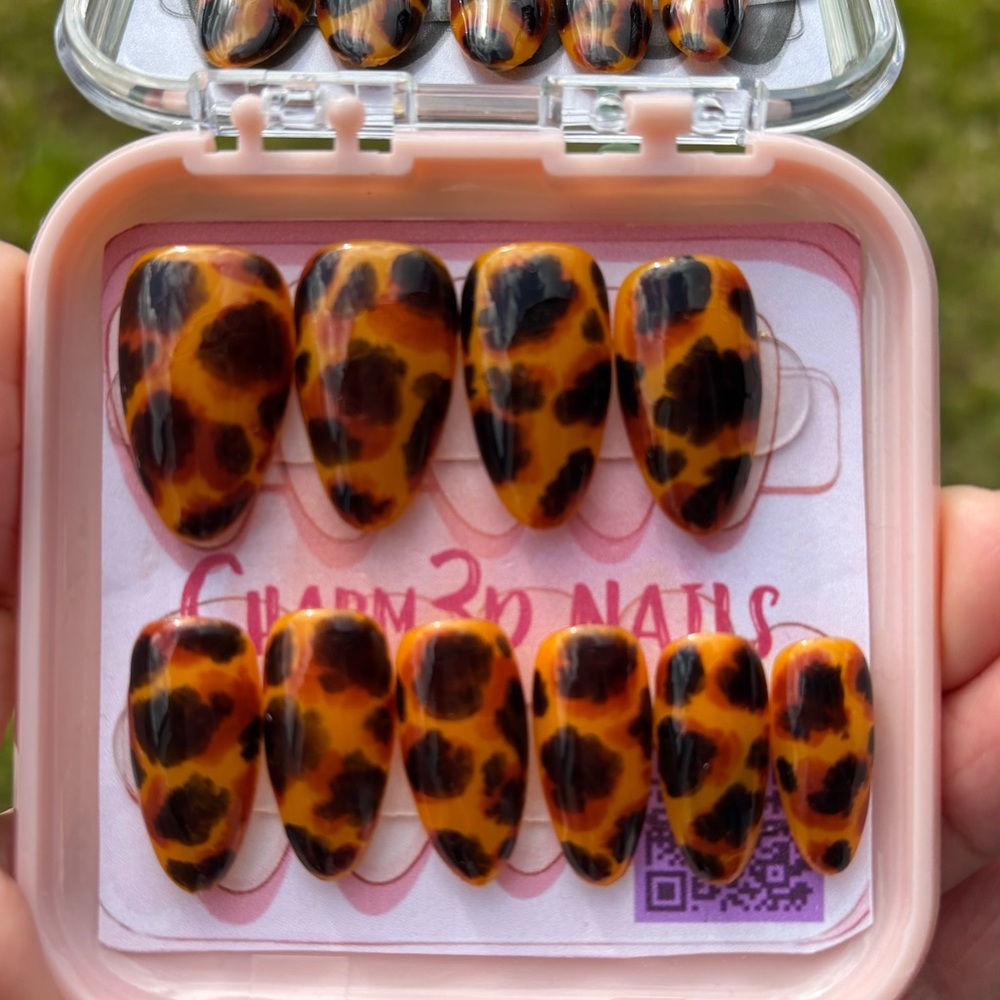 Tortoise Shell Press-On Nails
